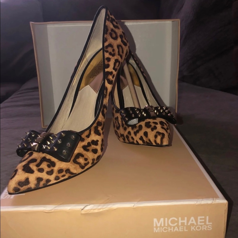 Michael Kors leopard stiletto